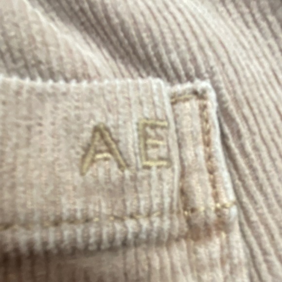American Eagle Outfitters Low Rise Baggy Corduroy Stretch Pants Beige - Picture 8 of 8